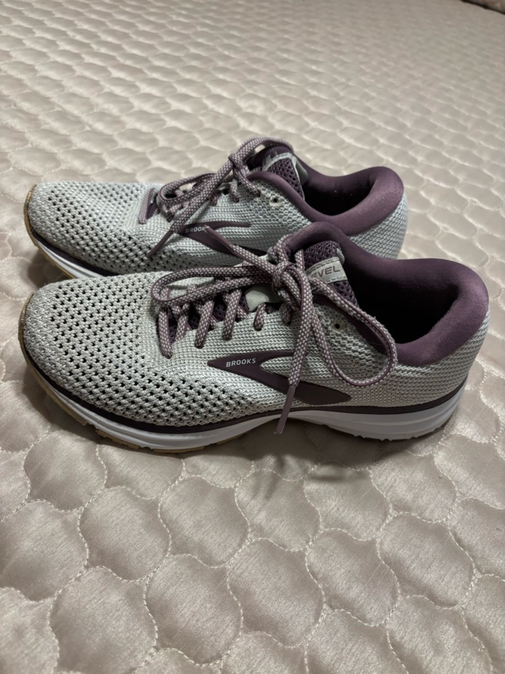 Brooks Revel 2 Running Shoes Women’s Size 8 Gray Purple